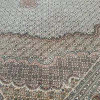 فرش ماشینی در حد نو (نه و شش متری)|فرش|تبریز, |دیوار