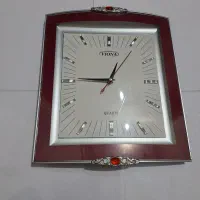 ساعت دیواری عقربه ای
