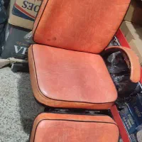 صندلی ارایشگاه