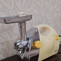 چرخ گوشت ۶تا کاسه سالم قوری