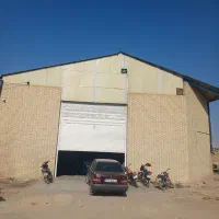 محیط صنعتی تولید قطعات خودرو