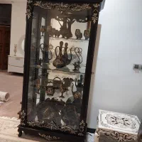 بوفه و ساعت