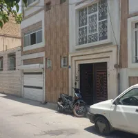 ملک دوطبقه مجزا تاپ لوکیشن