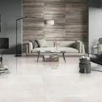 اجاره ۱۷۰ متر مغازه بر خیابان ناصر خسرو /سالن فلت