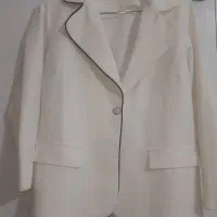 کت تک دکمه سفید رنگ