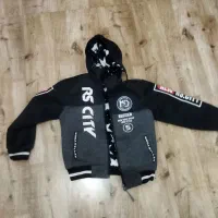 کاپشن پسرانه تو خز نو و تمیز