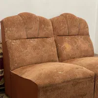 مبل راحتی ۷نفره و میز عسلی و جلو مبلی