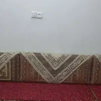 چهار عدد پشتی سه عدد کناره به فروش می‌رود|پشتی|شوشتر, |دیوار