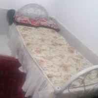 تخت یک نفره