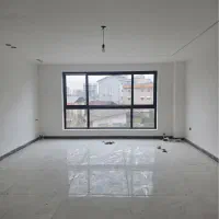 آپارتمان نوساز /کیلید نخورده /سند دار