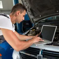 مکانیک سیار باطری ساز سیار یدک کش جرثقیل