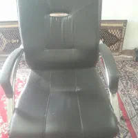یک عدد تلویزیون ۲۹ انچ صفح تخت سالم