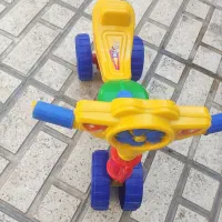 چهار چرخ کودک در حد نو