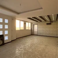 میدان دانشجو ۲ خوابه ۱۲۵ متری شیک خوش‌ لوکیشن