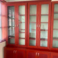 کتابخانه و ویترین کمدی