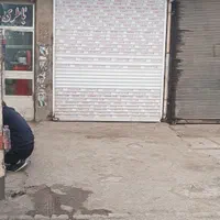 مغازه روبروی سیلو