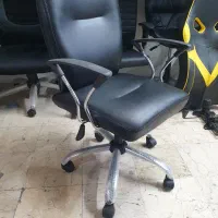 صندلی اداری کارمندی چرخدار مدل K800