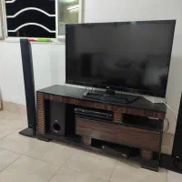 میز تلویزیون تمیز و شیک