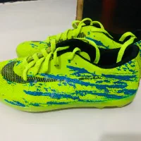 کفش چمن ورزشی