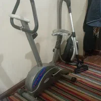 دوچرخه ثابت برای باشگاه خانگی