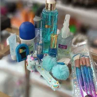 کسی هست فاکتورخریدلوازم آرایشگاهی من رو مهر بزنه