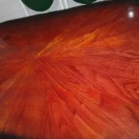 میز غذا خوری در حد نو