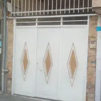 درب سه لنگه ماشین رو