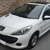 پژو 207 پانا مدل اسفند1401 دنده سفید سقف شیشه ای