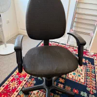 صندلی چرخان سالم