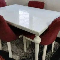 میز ناهار خوری