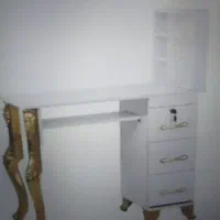 میز ناخنکاری