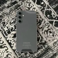 گوشی S23 FE بدون خط وخش گوشی دوم بوده-معاوضه