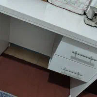 چرخ سردوز،همراه با میزکار و صندلی|چرخ خیاطی و ریسندگی|شهرکرد, |دیوار