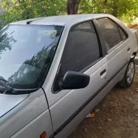 پژو 405 مدل 85 رنگ نقره‌ای