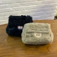 ست و کتانی|کیف، کفش، کمربند|اصفهان, نقش جهان|دیوار