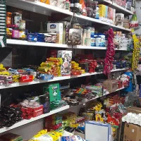 فروشنده سوپر مارکت