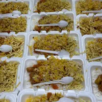 تهیه توزیع و پخش غذا برای بساطی و دست فروشی غذا|خدمات پذیرایی، مراسم|تهران, سهروردی|دیوار