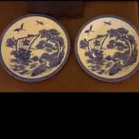 دوعدد دیس بزرگ قدیمی بسیارزیبا