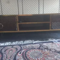 میز تلویزیون  نو هستش جنس خوب قیمت مناسب