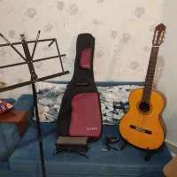 گیتار یاماها c70