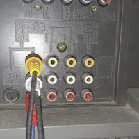 تلویزیون سونی آنالوگ۲۹ اینچ همراه میز تلویزیون|تلویزیون و پروژکتور|اهواز, شهرک نفت|دیوار