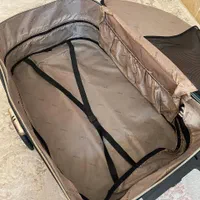 چمدان چمدون سایز خیلی بزرگ|کیف، کفش، کمربند|شیراز, زرهی|دیوار
