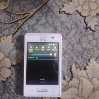 گوشی ال جی سالم معاوضه هم دارم|موبایل|مشهد, موعود|دیوار