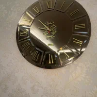 گل وگلدان با میز چوبی|صنایع دستی و سایر لوازم تزئینی|چهاردانگه (تهران), |دیوار