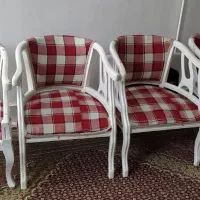 چهار تا صندلی مبلی بفروش میرسد