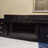 میز تلوزیون در حد نو سالم