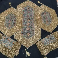 رومیزی کاملا سالم