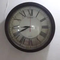 یک عدد ساعت سالم در حد نو