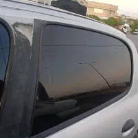 نصب برچسب شیشه دودی به صورت سیار با قیمت استثنایی