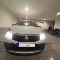 رنو ساندرو استپوی آخر ۱۳۹۶سنددست اول ۱۰۰٪ بدون رنگ|خودرو سواری و وانت|تهران, کامرانیه|دیوار